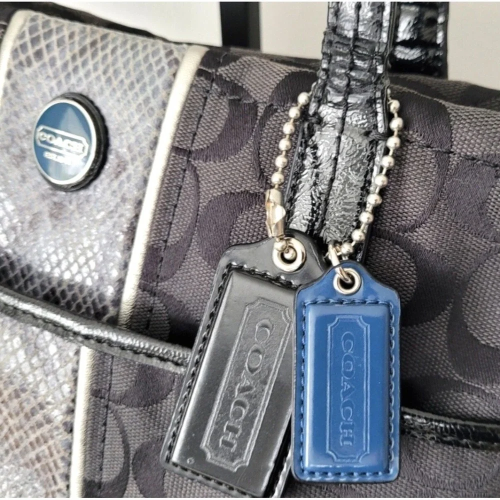 Coach Signature Stripe Tote F25706 Snake-Embossed Panel Black Gray‎ Canvas